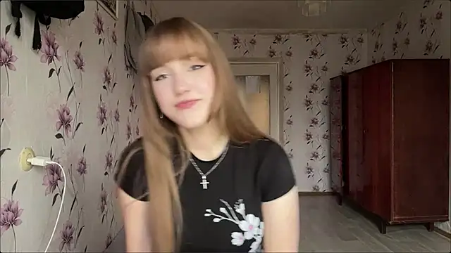 AnnaWasp online show from 10, 4, 2026