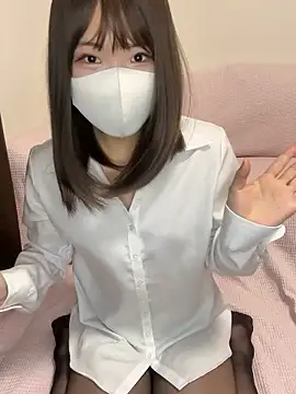 Snapshot of ichigonoiichan chatting on 4, 6, 2026 ichigonoiichan online show from 4, 6, 2026
