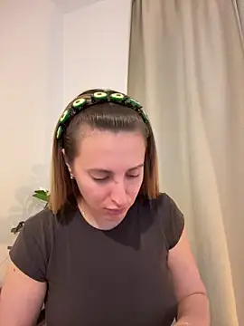 EvaRyen  online show from 14, 5, 2026
