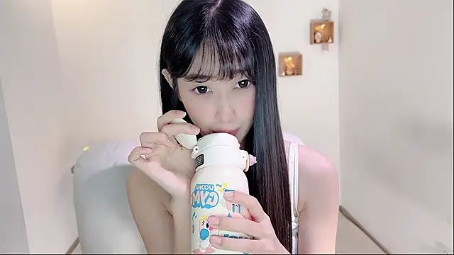 Snapshot of xiaooyee chatting on 7, 7, 2026 xiaooyee online show from 7, 7, 2026