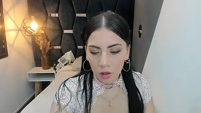 Snapshot of Abril_Fox__ chatting on 21, 5, 2026 Abril Fox online show from 21, 5, 2026