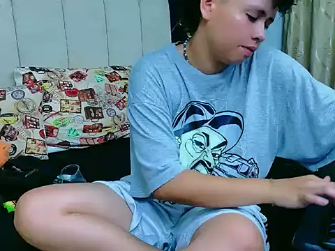 NikiEvanz online show from 14, 4, 2026