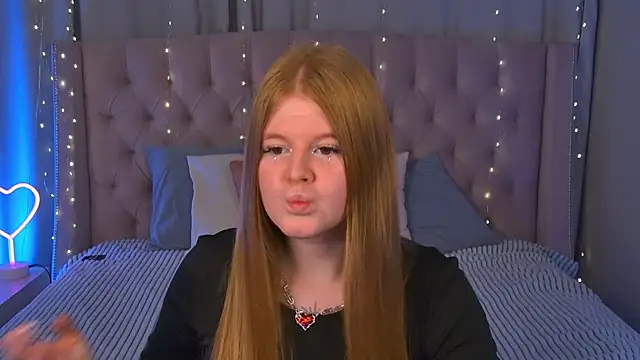 JessicaEmber online show from 7, 4, 2026