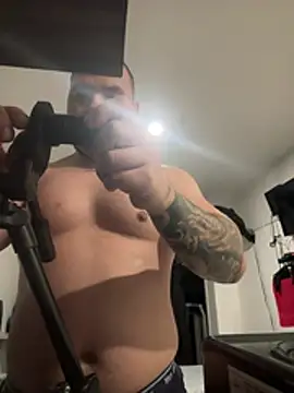 Axel Dominus online show from 5, 7, 2026
