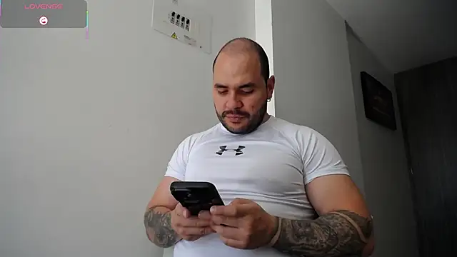 Axel Dominus online show from 7, 8, 2026