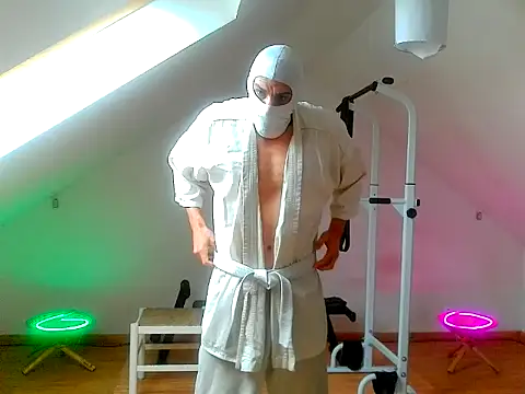 NinjaLaser online show from 10, 5, 2026