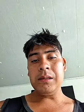 Snapshot of SteveHot444 chatting on 12, 3, 2026 SteveHot444 online show from 12, 3, 2026