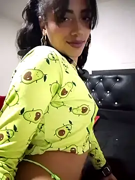 KattyBerryX online show from 16, 4, 2026