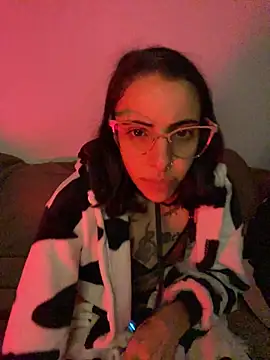 Poison Ivy 29 online show from 6, 7, 2026