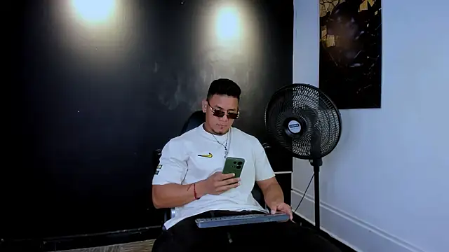 Floyd212 Vibes online show from 12, 4, 2026