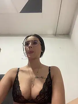 isabella-hot12 online show from 17, 3, 2026