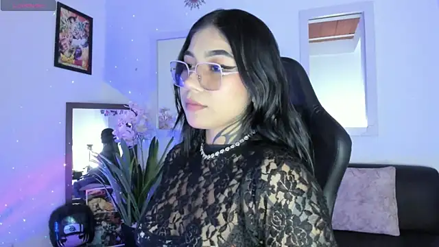 Snapshot of Dimitra_hells chatting on 17, 7, 2026 Dimitra hells online show from 17, 7, 2026