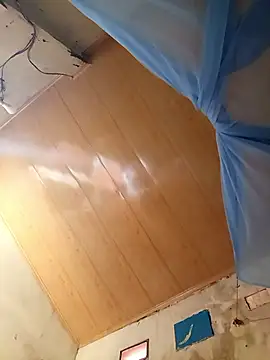 Lyly22x online show from 28, 4, 2026