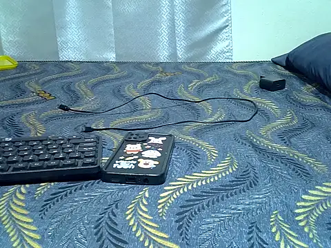 Snapshot of KendyQ_ chatting on 4, 6, 2026 KendyQ online show from 4, 6, 2026
