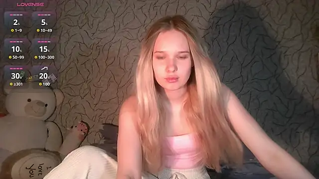 Alice Pleasance online show from 4, 6, 2026