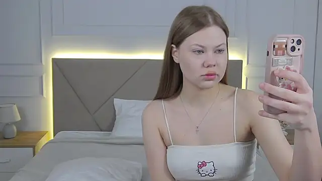 Sophie Rays online show from 26, 3, 2026