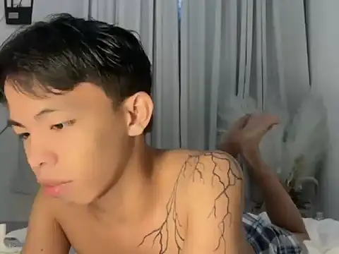 hottasianboy online show from 27, 7, 2026
