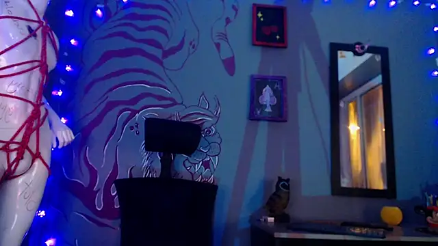 Regina Iris online show from 5, 6, 2026