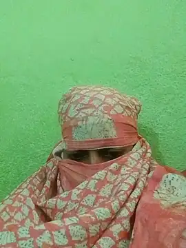 nidhiyadav00 online show from 11, 4, 2026