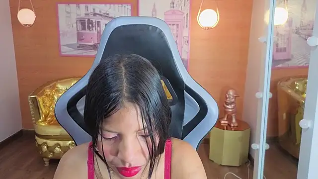 Snapshot of emily_smith_t chatting on 2, 7, 2026 emily smith t online show from 2, 7, 2026