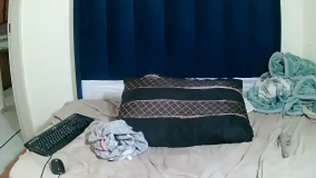 MelaniBbe online show from 24, 4, 2026