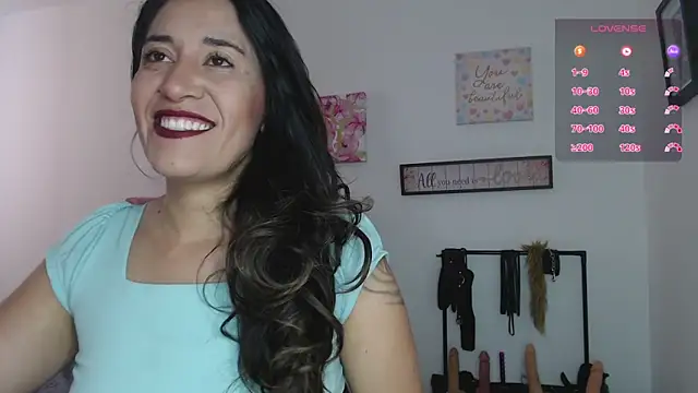 Snapshot of violeta_scott chatting on 12, 6, 2026 violeta scott online show from 12, 6, 2026