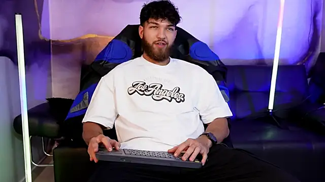 Oliver Dallas1 online show from 13, 5, 2026