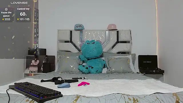 tiam muller fenix online show from 20, 4, 2026