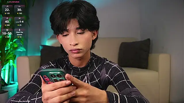angel yuhogg online show from 28, 3, 2026