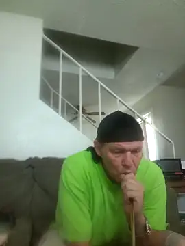 Snapshot of yourMasterisBored chatting on 19, 6, 2026 yourMasterisBored online show from 19, 6, 2026