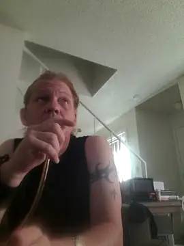 Snapshot of yourMasterisBored chatting on 21, 6, 2026 yourMasterisBored online show from 21, 6, 2026