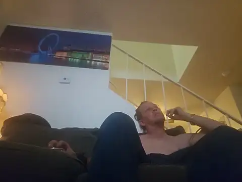 Snapshot of yourMasterisBored chatting on 2, 7, 2026 yourMasterisBored online show from 2, 7, 2026