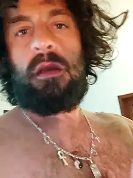 Snapshot of Overyear212 chatting on 14, 3, 2026 Overyear212 online show from 14, 3, 2026