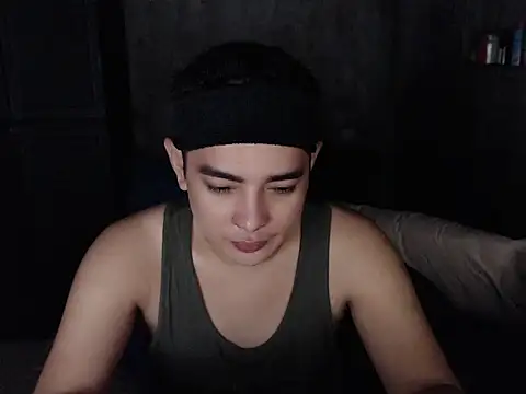 Snapshot of Treat2Heaven chatting on 6, 4, 2026 Treat2Heaven online show from 6, 4, 2026