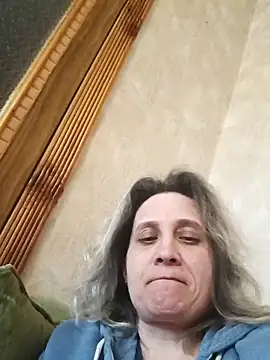 KatieLove133 online show from 5, 4, 2026