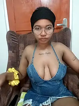 Hotsexyberry222 online show from 1, 4, 2026