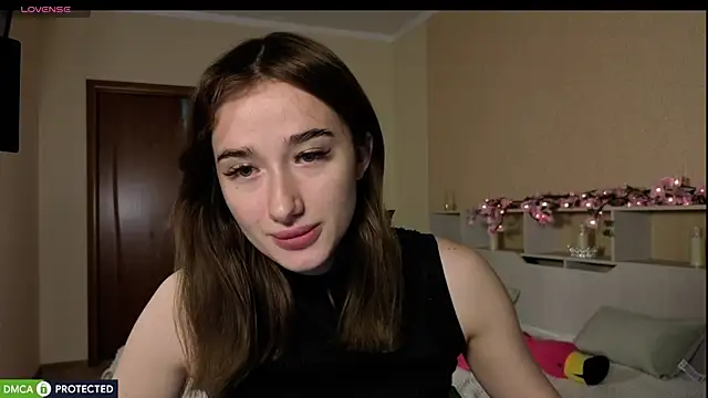 Snapshot of Lady_Sunrise12 chatting on 15, 7, 2026 Lady Sunrise12 online show from 15, 7, 2026