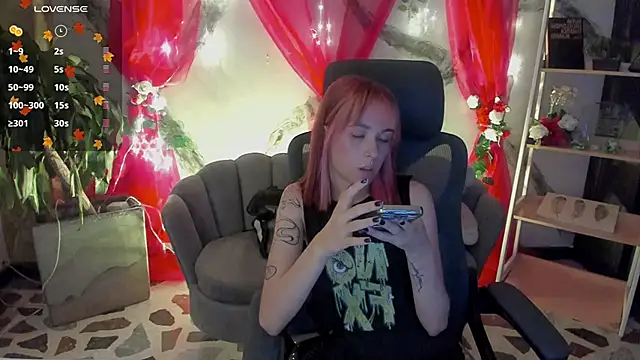 AlaskaFlowerss1  online show from 12, 4, 2026