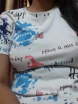 Noor Sexy02 online show from 6, 4, 2026