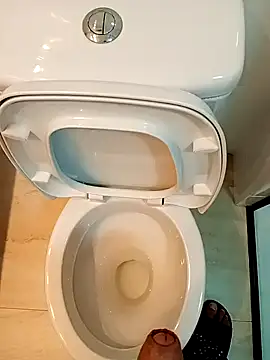 kiwi-strip online show from 28, 3, 2026