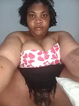 BeverlyQueen15 online show from 27, 4, 2026