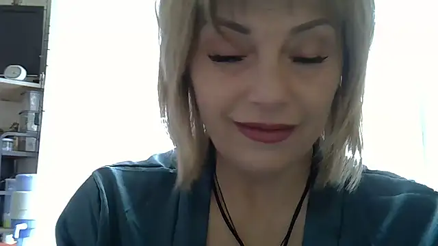 Lia Rayss online show from 1, 5, 2026
