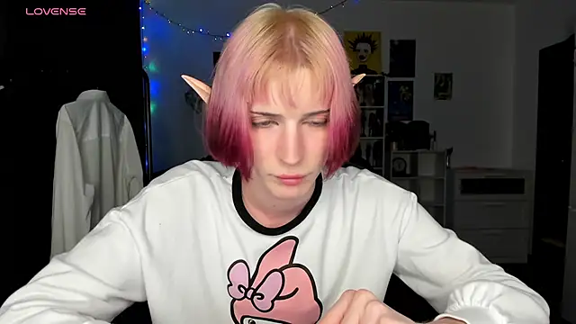 Snapshot of sweet_peach___ chatting on 7, 4, 2026 sweet peach online show from 7, 4, 2026