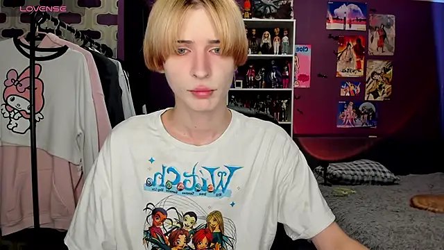 sweet peach    online show from 25, 7, 2026