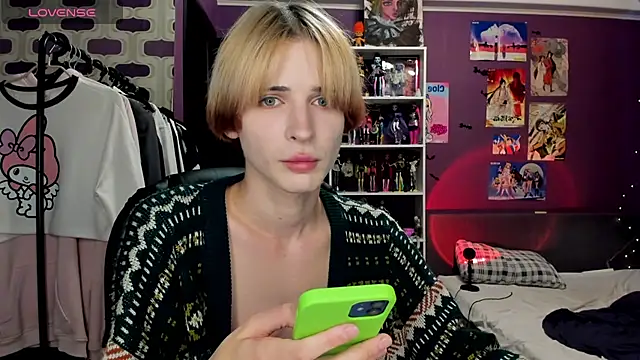 sweet peach    online show from 28, 7, 2026