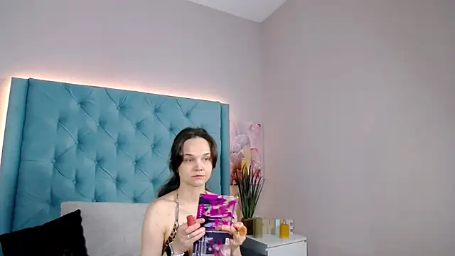 IowaSin online show from 8, 4, 2026