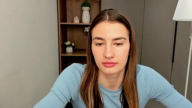 CarrieAndzulis online show from 22, 3, 2026