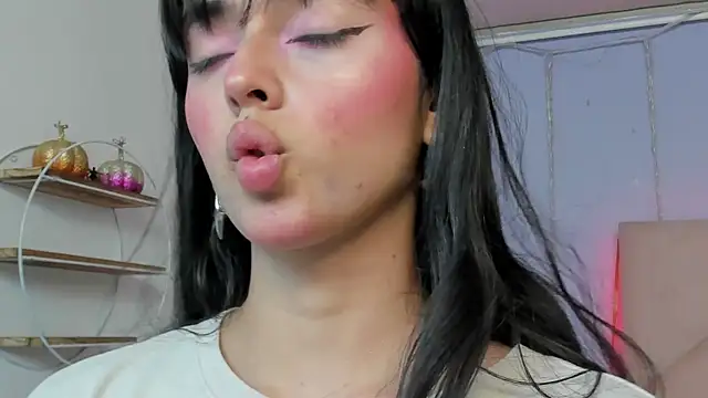 Snapshot of Eimy_Blaze chatting on 3, 8, 2026 Eimy Blaze online show from 3, 8, 2026