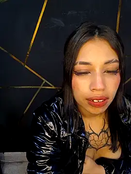 Snapshot of AryahMoonn chatting on 30, 5, 2026 AryahMoonn online show from 30, 5, 2026