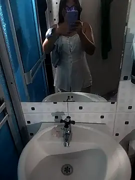 LatinSquirtBaby online show from 6, 6, 2026